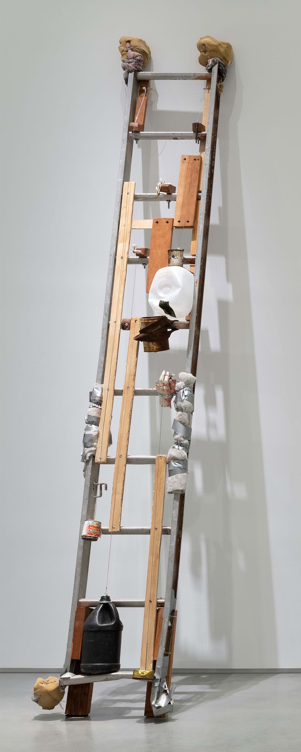 Sirvientes y Escaleras / Servants and Ladders, 2015